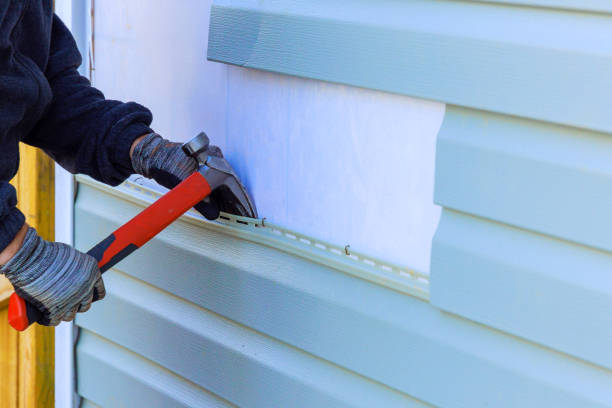 Reliable Emergency Siding Repair contractor in Orange City, FL by Squared Siding